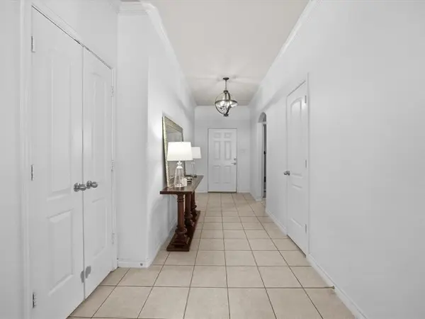 211 Carriage Drive, Willow Park, TX 76087