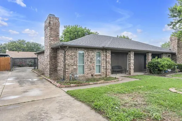 5730 Westchase Drive, North Richland Hills, TX 76180