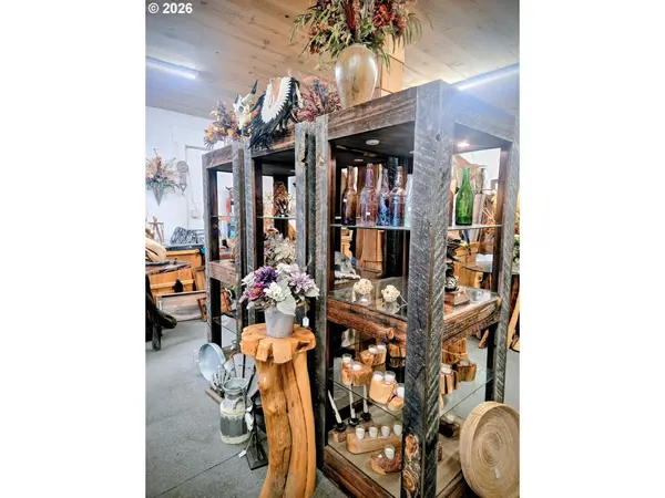 147 SW FRONT ST, Prairie City, OR 97869