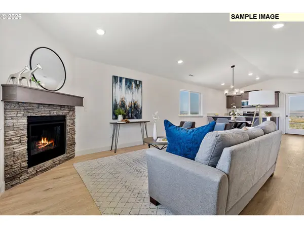 872 E Kinsley AVE, Hermiston, OR 97838