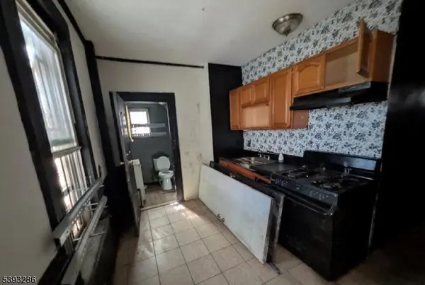 116 Mayor Gibson, Newark City, NJ 07104