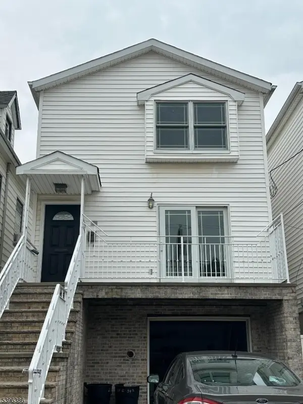 25 E 34Th St, Bayonne City, NJ 07002