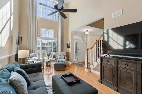 62 Mackenzie Ln N, Denville Twp., NJ 07834