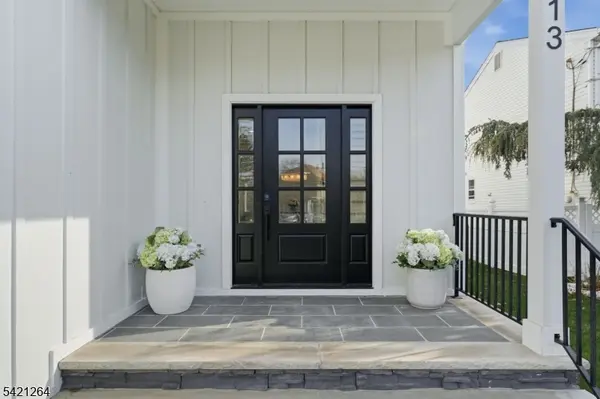 13 Harding Pl, Livingston Twp., NJ 07039