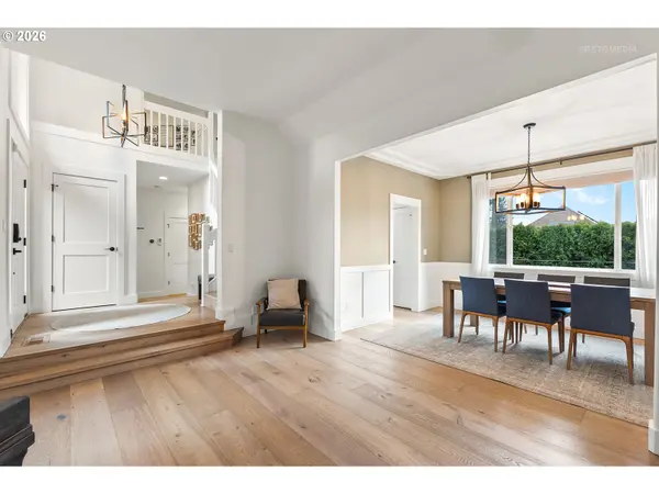 21390 HORTON CT, West Linn, OR 97068