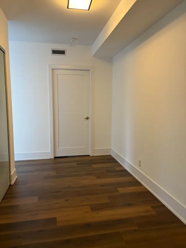 300 Front ST W #2911, Toronto C01, ON M5V 0E9