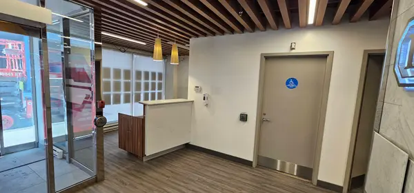 7 Hayden ST, Toronto C08, ON M4Y 2P2