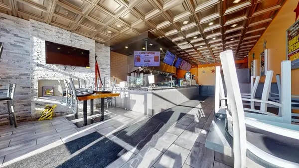 1383 Wilson RD N, Oshawa, ON L1K 2Z5