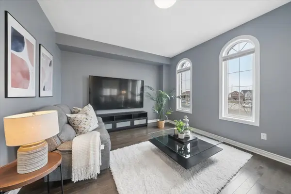 78 Ferris SQ, Clarington, ON L1E 0J2