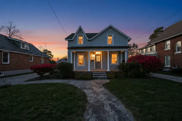 52 Parkside DR, Barrie, ON L4N 1W9