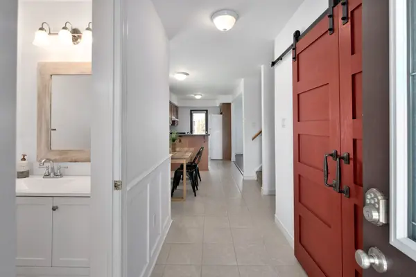 52 Barr ST, Collingwood, ON L9Y 0E6