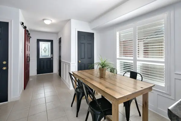 52 Barr ST, Collingwood, ON L9Y 0E6