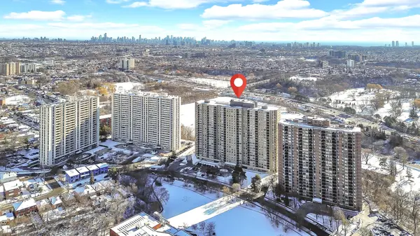 75 Emmett AVE #602, Toronto W04, ON M6M 5A7