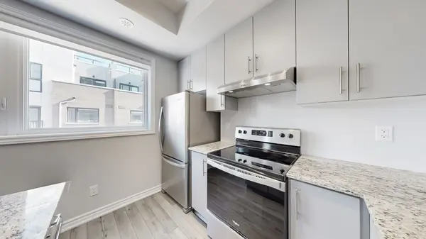 349 Wheat Boom DR #310, Oakville, ON L6H 7X5