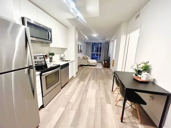 5240 DUNDAS ST #B616, Burlington, ON L7R 3X4