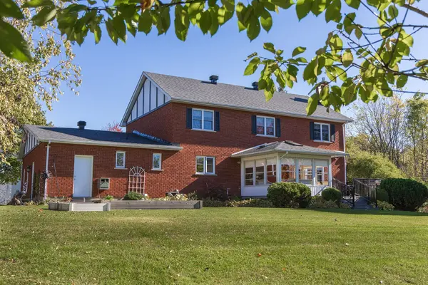 2 Fairholme DR, South Dundas, ON K0C 1X0