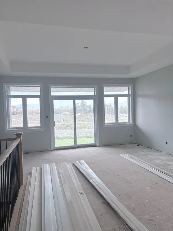 27 Sulmon ST, Belleville, ON K8N 0S5