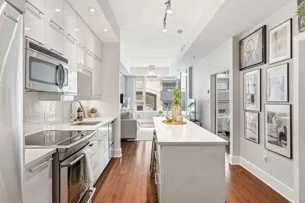 101 Richmond RD #218, Westboro - Hampton Park, ON K1Z 0A6