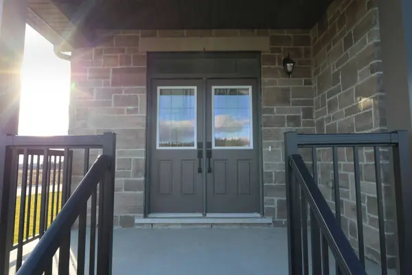 15 Fisher RD, Kawartha Lakes, ON K9V 0E5