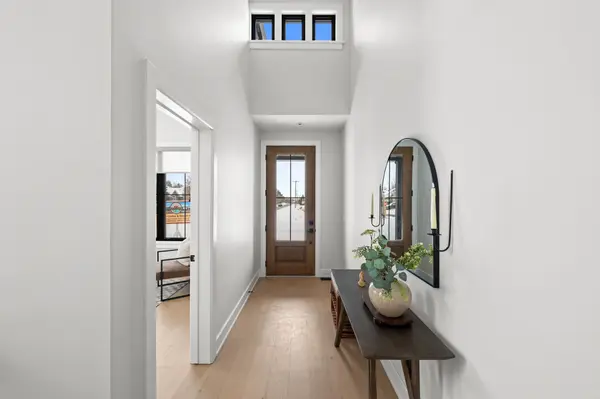 300 Hilversum LN, Carp - Huntley Ward, ON K0A 1L0