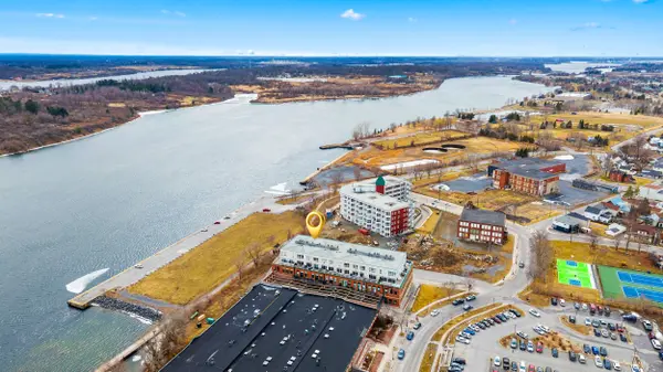 703 Cotton Mill ST #304, Cornwall, ON K6H 0E7