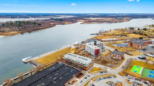 703 Cotton Mill ST #304, Cornwall, ON K6H 0E7