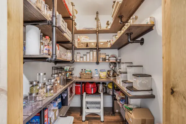 1749 Albert Leroux RD, The Nation, ON K0A 1M0