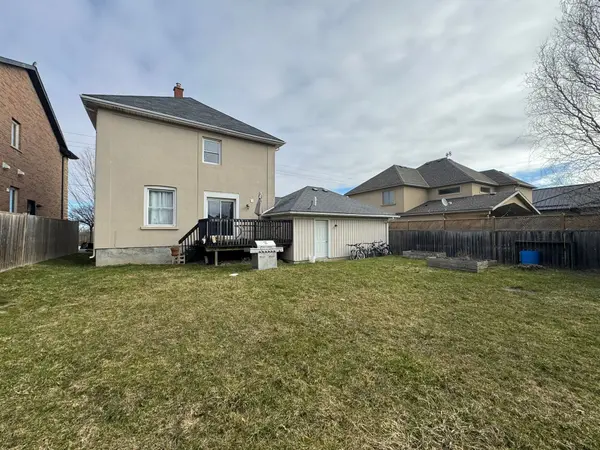 323 Queenston RD, Niagara-on-the-lake, ON L0S 1J0