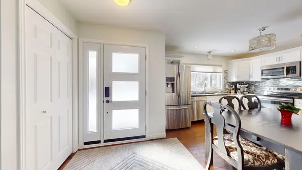 678 LAUDERDALE AVE, London North, ON N5X 1N1