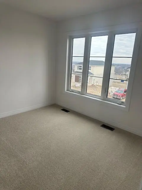 466 Gillespie ST, South-west Oxford, ON N4S 0G7