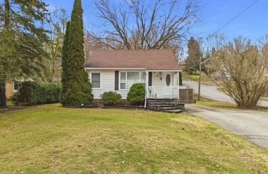 203 May ST, Brockton, ON N0G 2V0