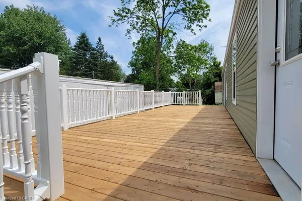 77 Park LN, Hamilton, ON N0B 2J0