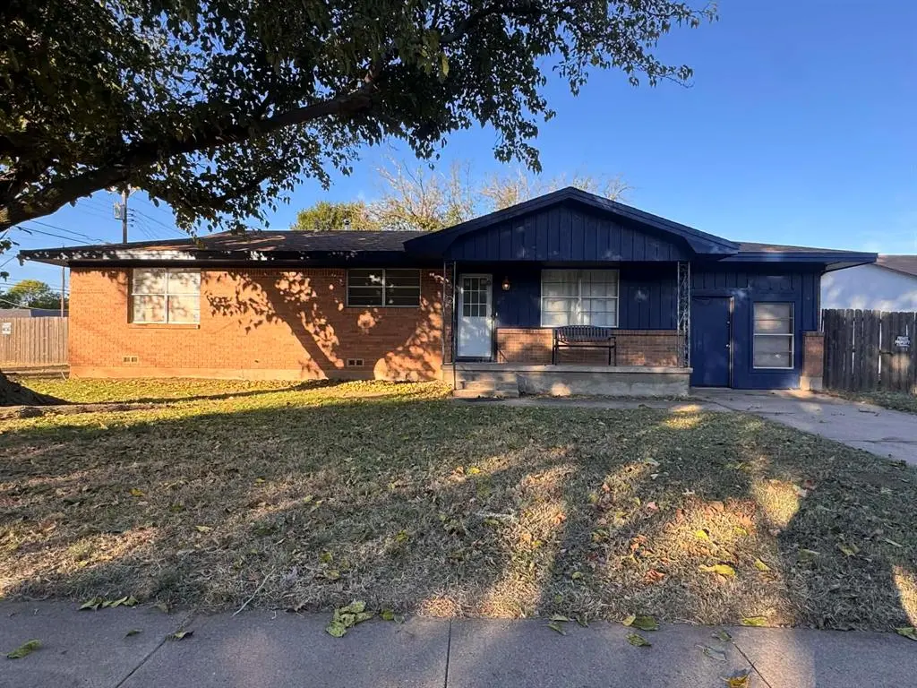 401 Vaughn Street, Burkburnett, TX 76354