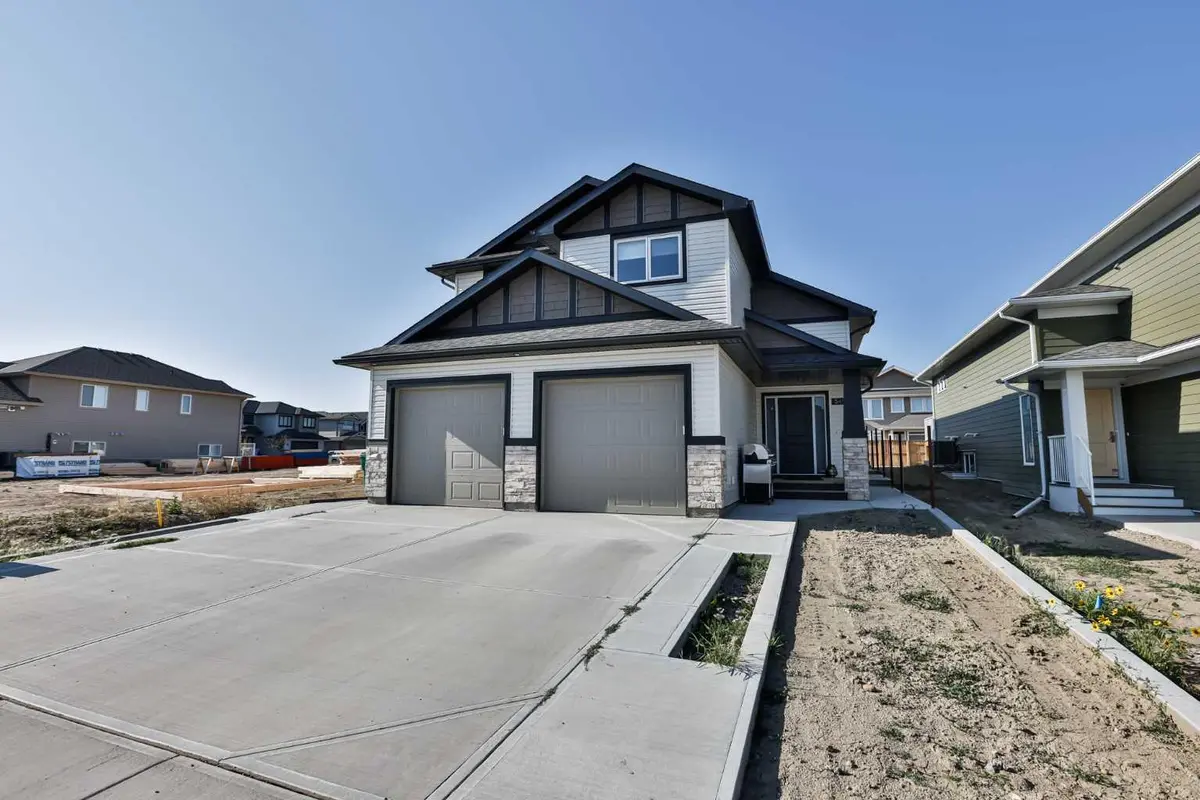 549 Riverhills WAY W, Lethbridge, AB T1K 8H8