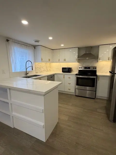 38 Child DR N #Basement, Aurora, ON L4G 1Y5