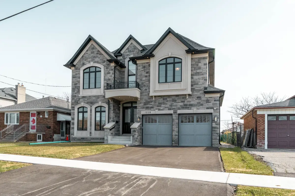 119 Jay ST, Toronto W04, ON M6L 2M3