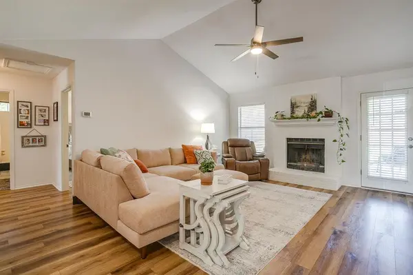 773 Windridge Lane, Burleson, TX 76028