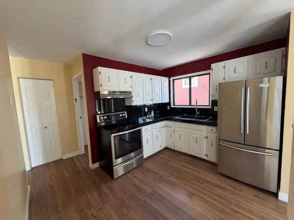 1335 4 AVE SW, Drumheller, AB T0J 0Y3