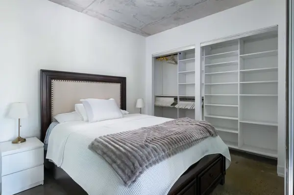 2 Gladstone AVE #203, Toronto C01, ON M6J 0B2