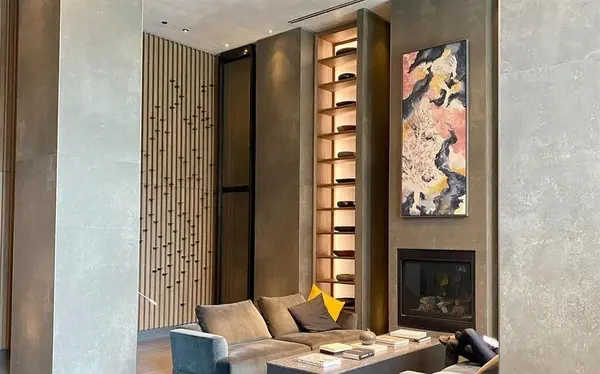 55 Charles ST E #4912, Toronto C08, ON M4Y 0J1