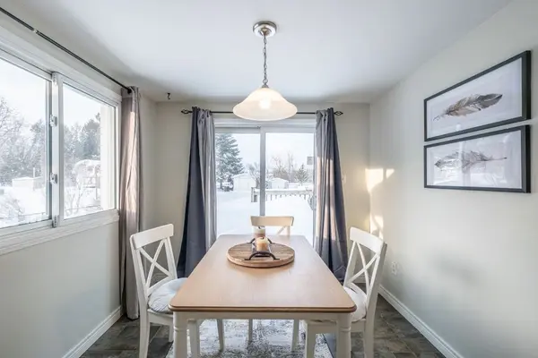 1990 Victoria ST, Innisfil, ON L9S 1K2