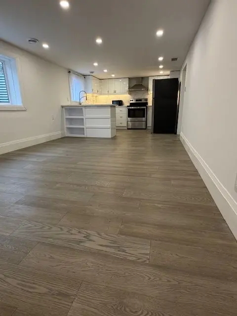 38 Child DR N #Basement, Aurora, ON L4G 1Y5