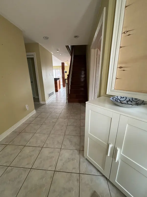 380 Stone RD, Aurora, ON L4G 6Z5