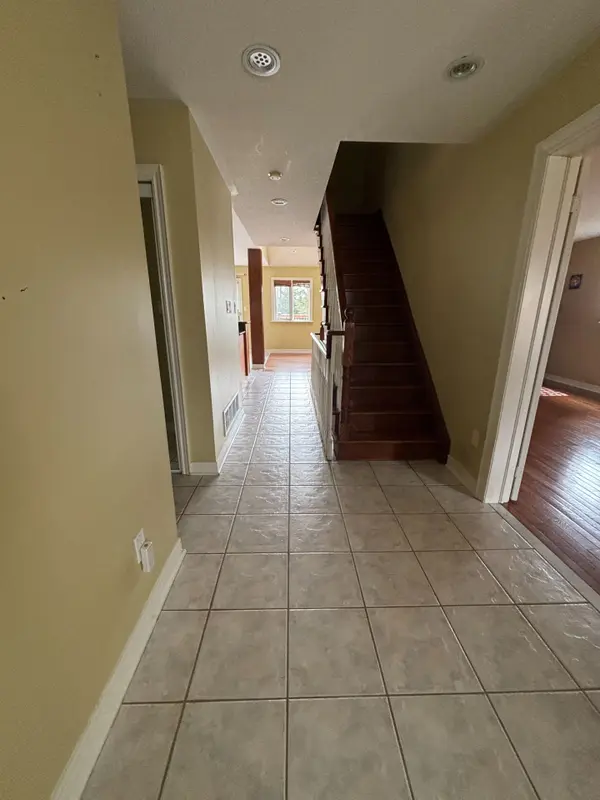 380 Stone RD, Aurora, ON L4G 6Z5