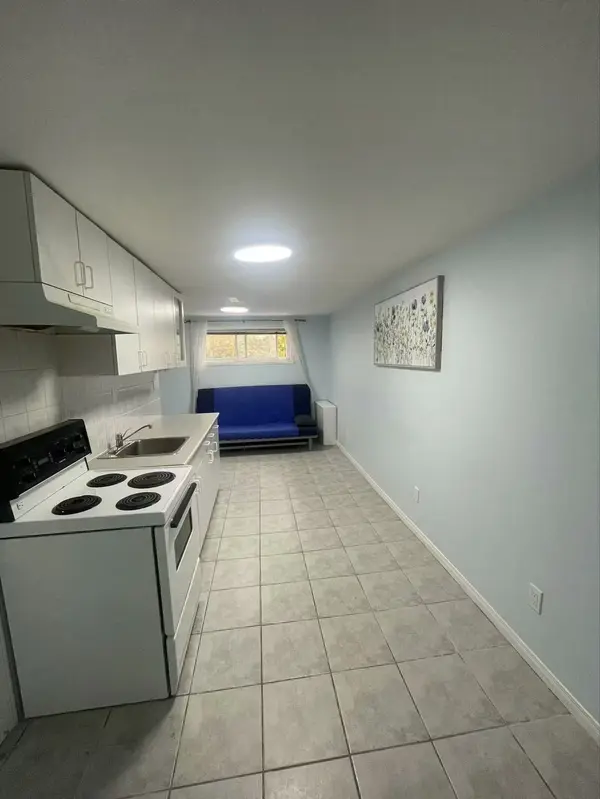 58 Grandview Ave AVE #Suite A, Markham, ON L3T 1H2