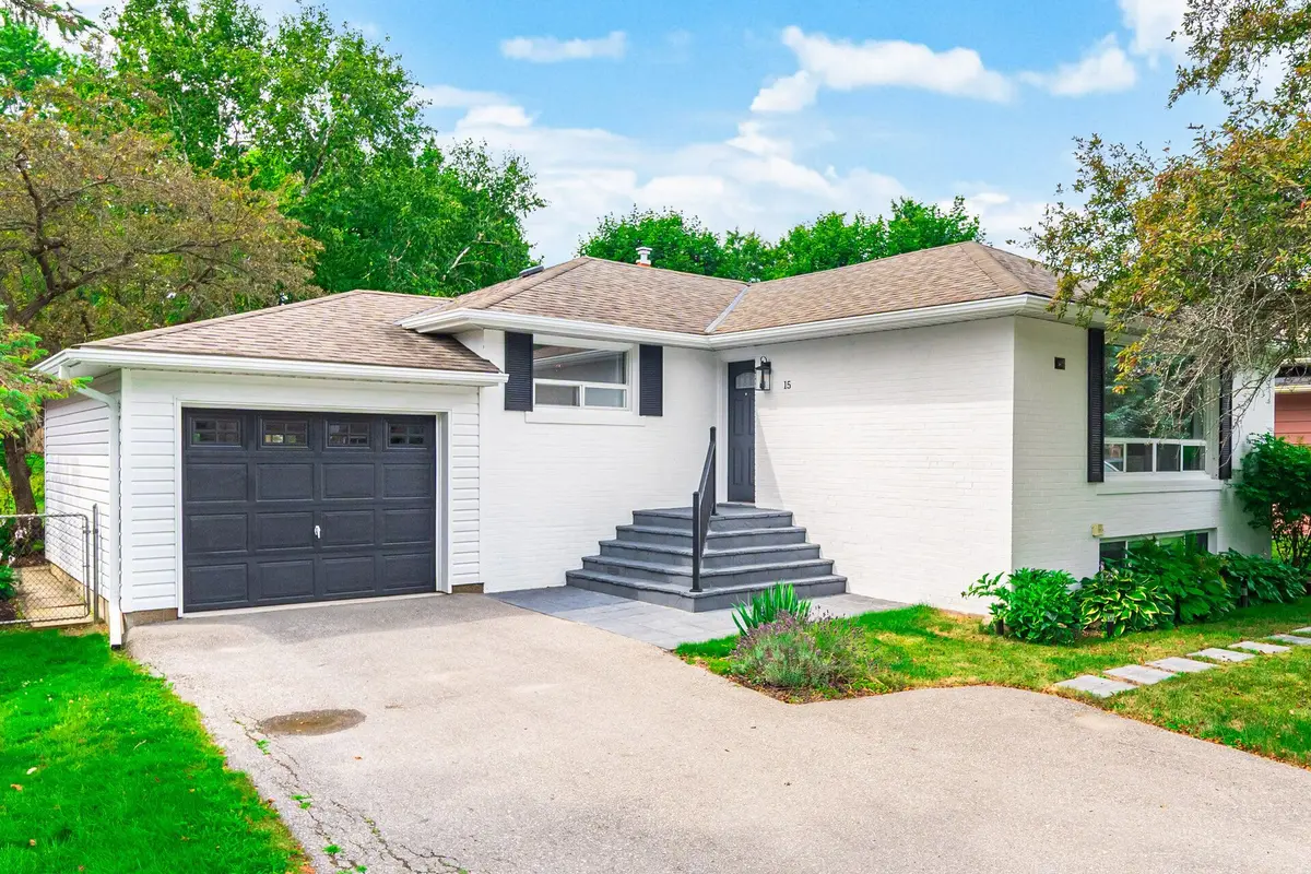 15 Kemano RD #MAIN FLOOR, Aurora, ON L4G 2Y2