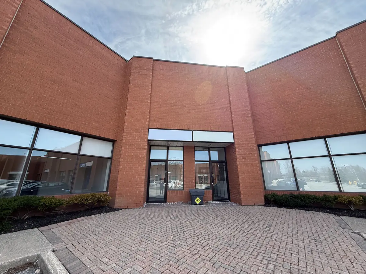 4090 Ridgeway DR #6-7, Mississauga, ON L5L 5X5