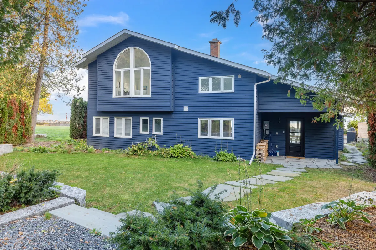 137 Bayview AVE, Blue Mountains, ON N0H 1J0