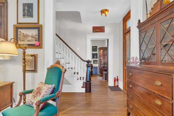 515 E Davenport St, Iowa City, IA 52245