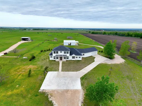 10160 Wallace Road, Holland, TX 76534